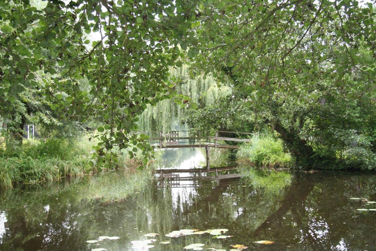 C'Est La Vie Houseboat Hotell Nederhorst den Berg Exteriör bild